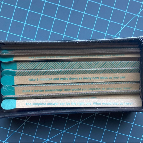 Dialog tools: Spark Courage & Creativity -- Idea Prompts-in-a-box Set -- NWT - Picture 9 of 13